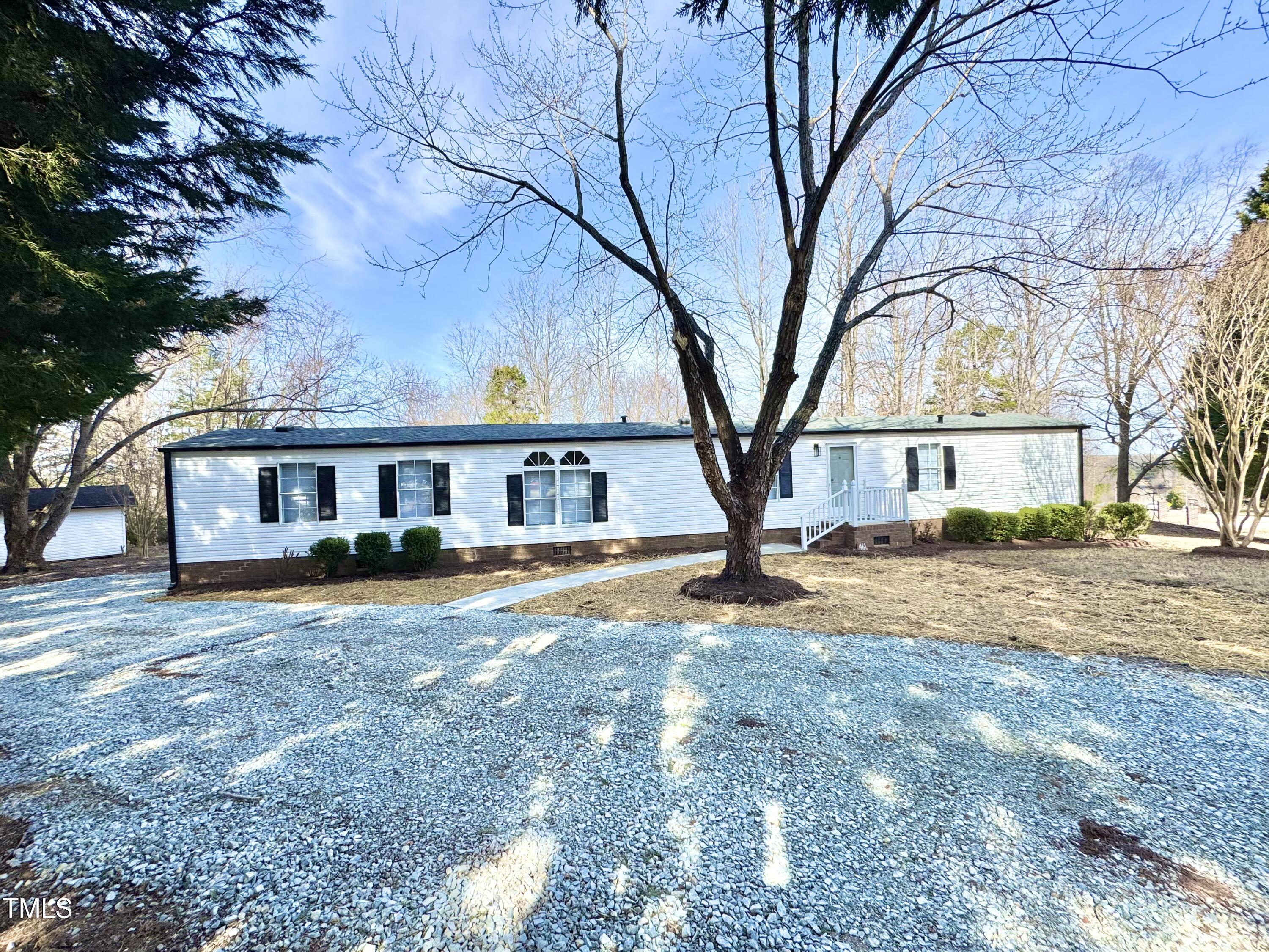 461 Clay Thomas Road Property Photo