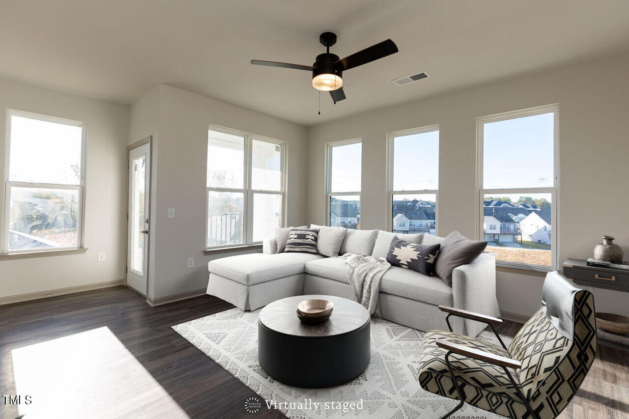 2300 Gathering Sq Court Property Photo 4
