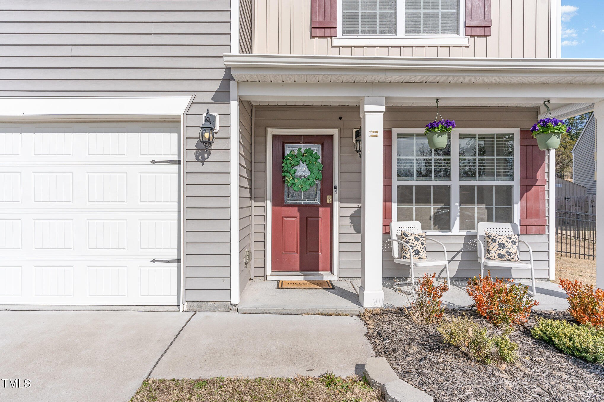 2815 E Brookwood Court Property Photo 5