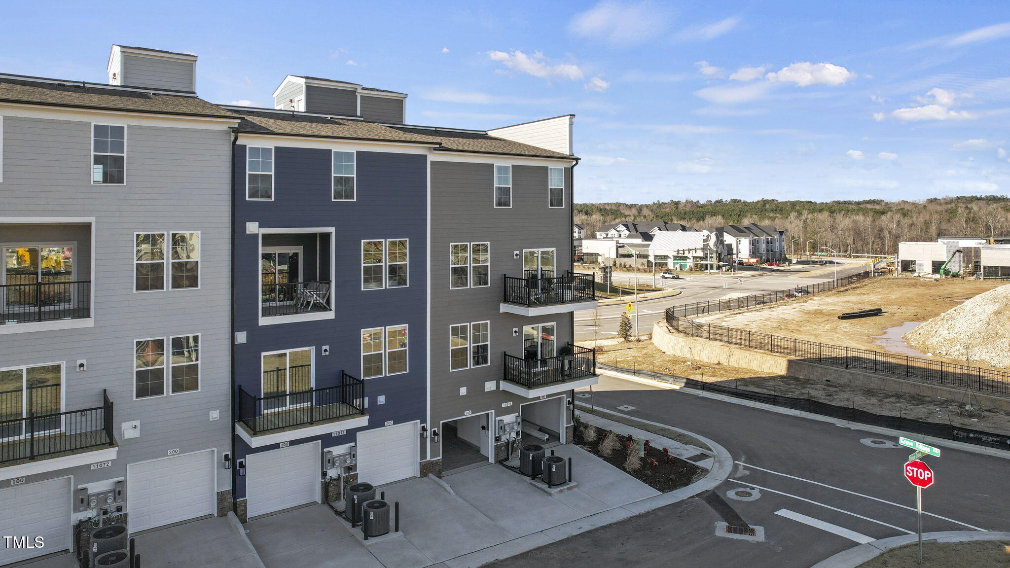 1237 S Blount Street # 201 Property Photo 23