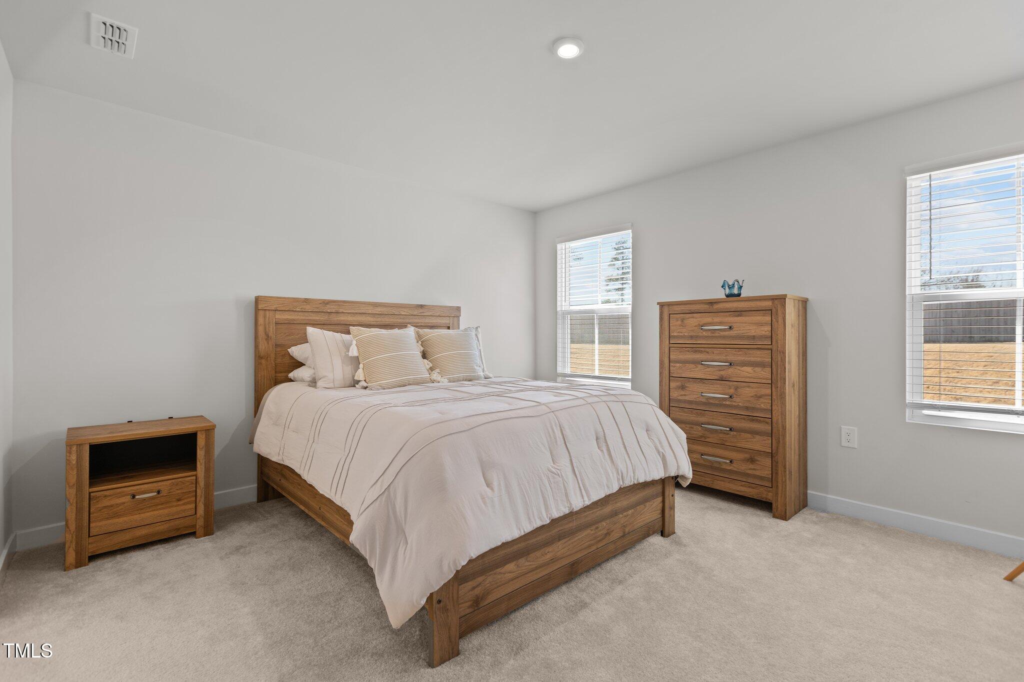 8668 Kenridge Lane Property Photo 8