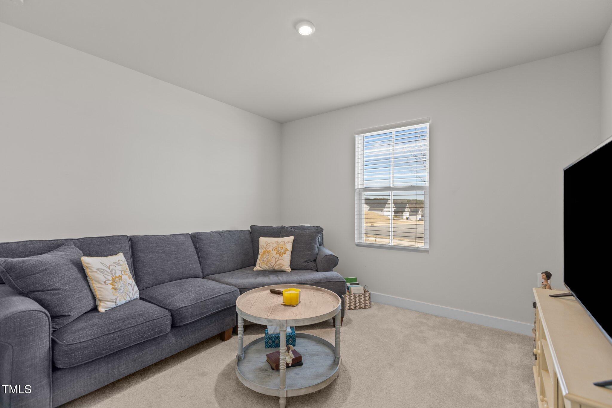 8668 Kenridge Lane Property Photo 10