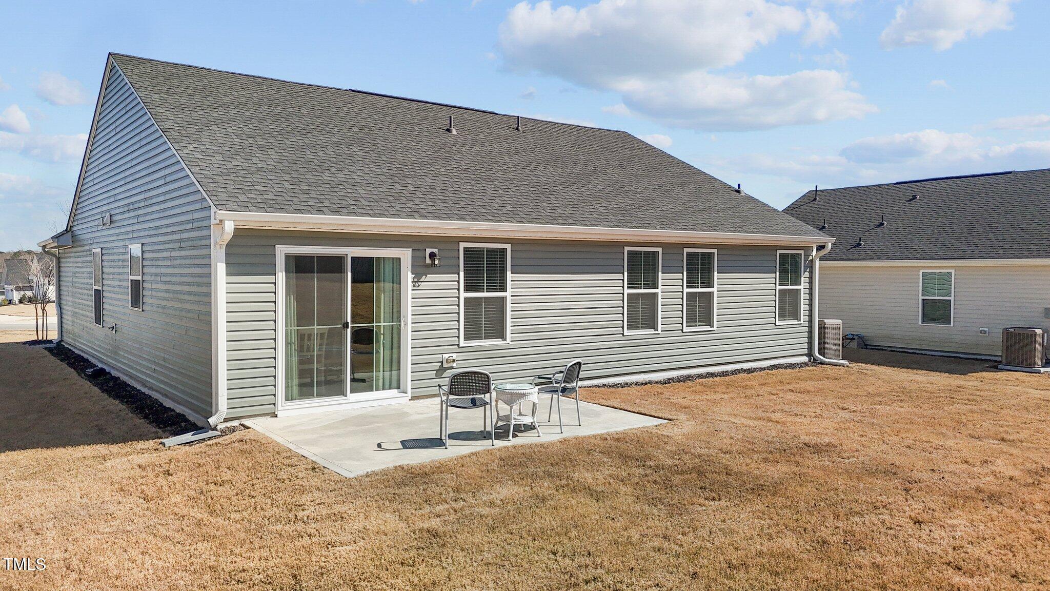 8668 Kenridge Lane Property Photo 13