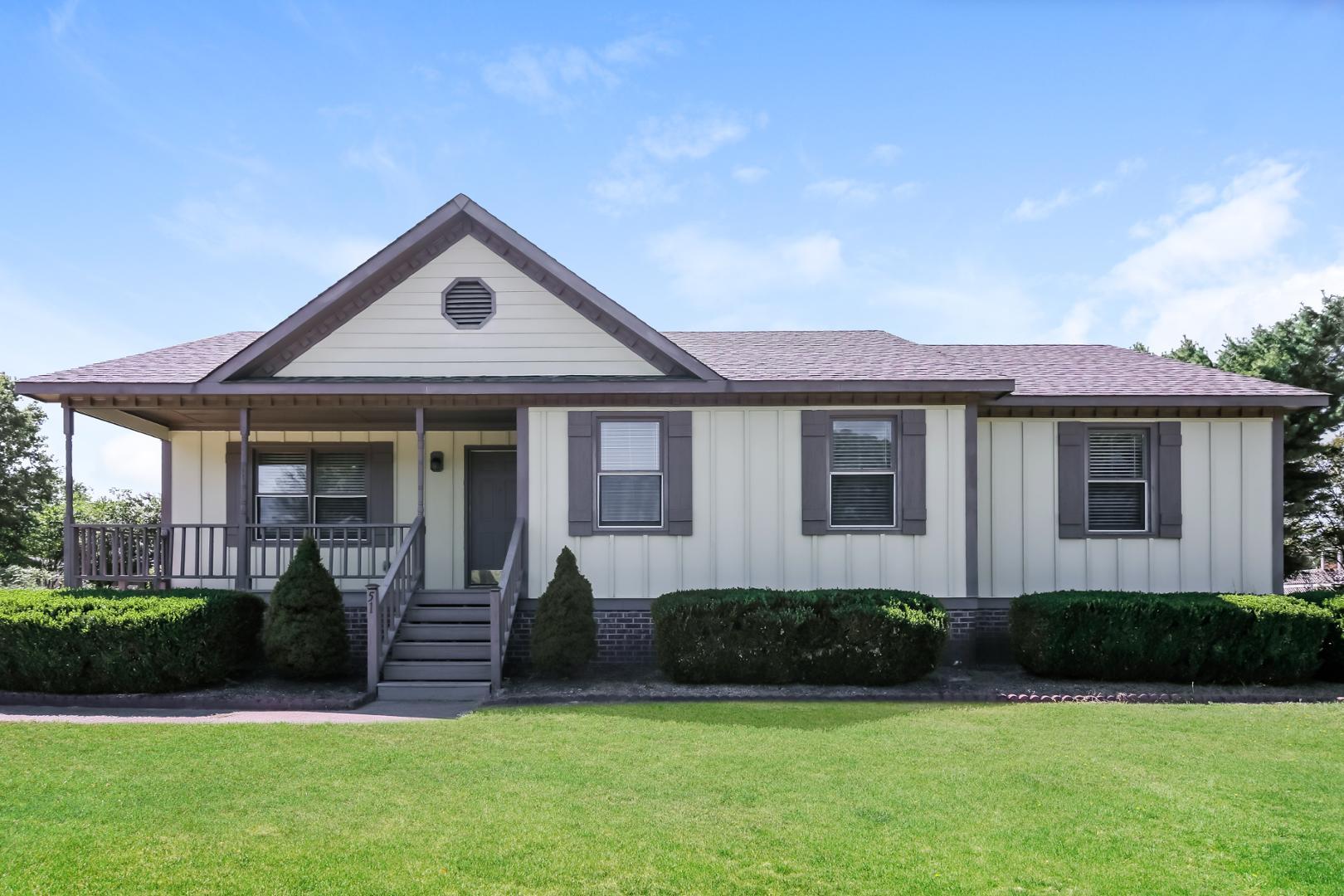 51 Bayridge Drive Property Photo