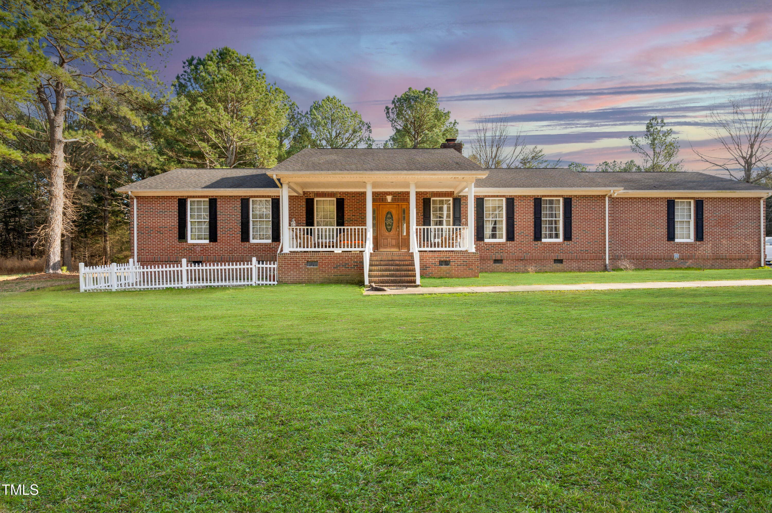 41 E T Hanner Road Property Photo