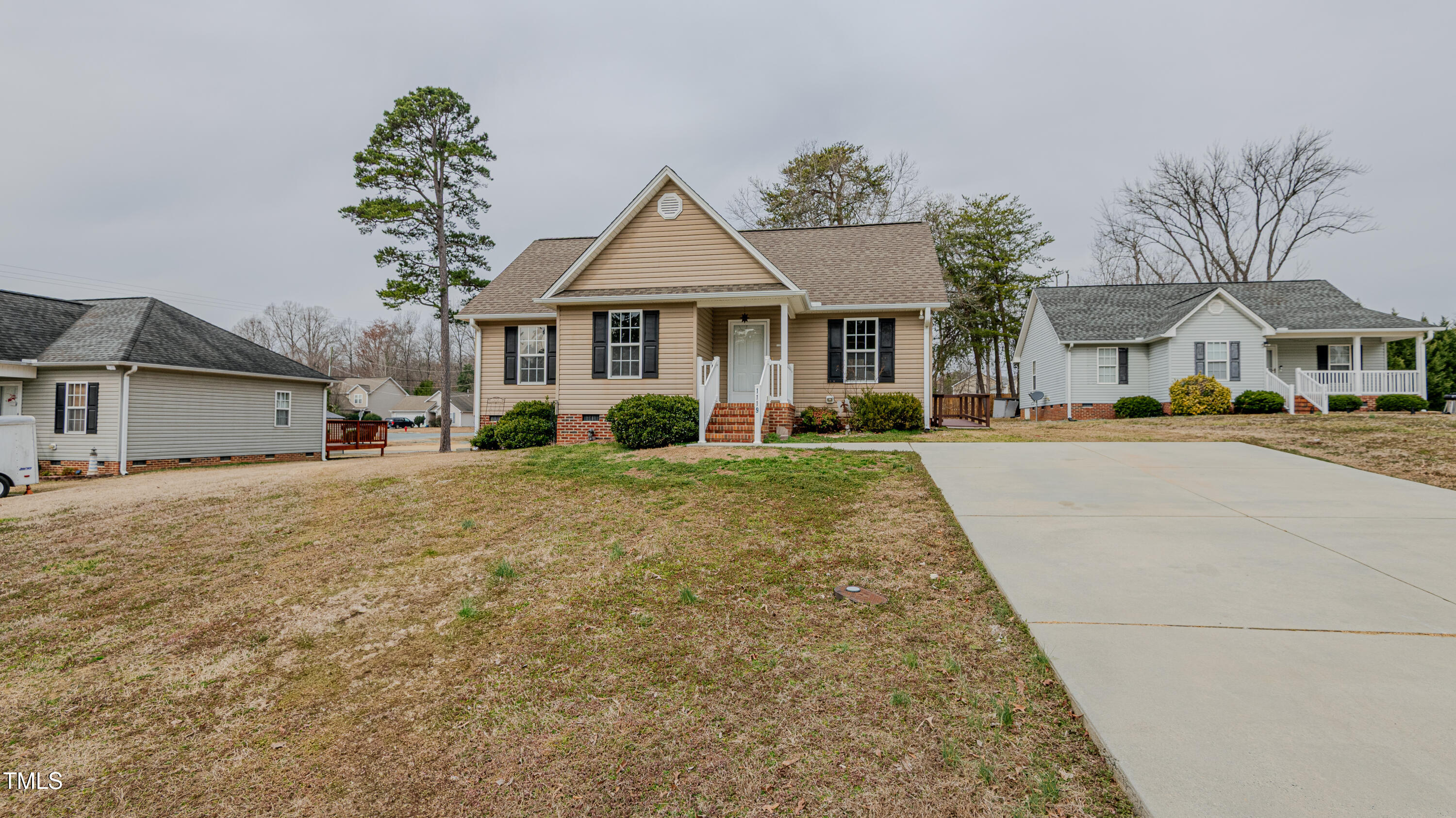 1119 Morgan Glen Drive Property Photo