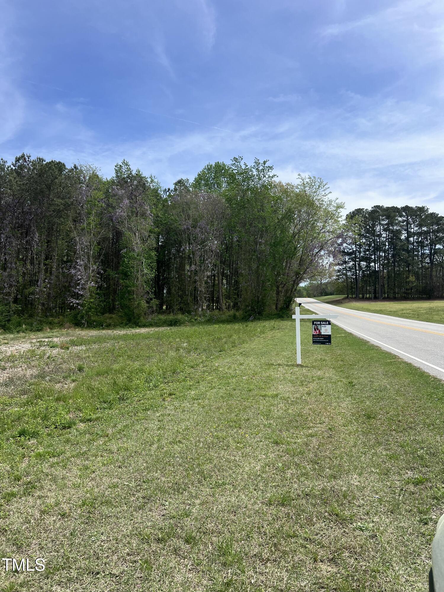 319and307 Wilson Fuller Road Property Photo