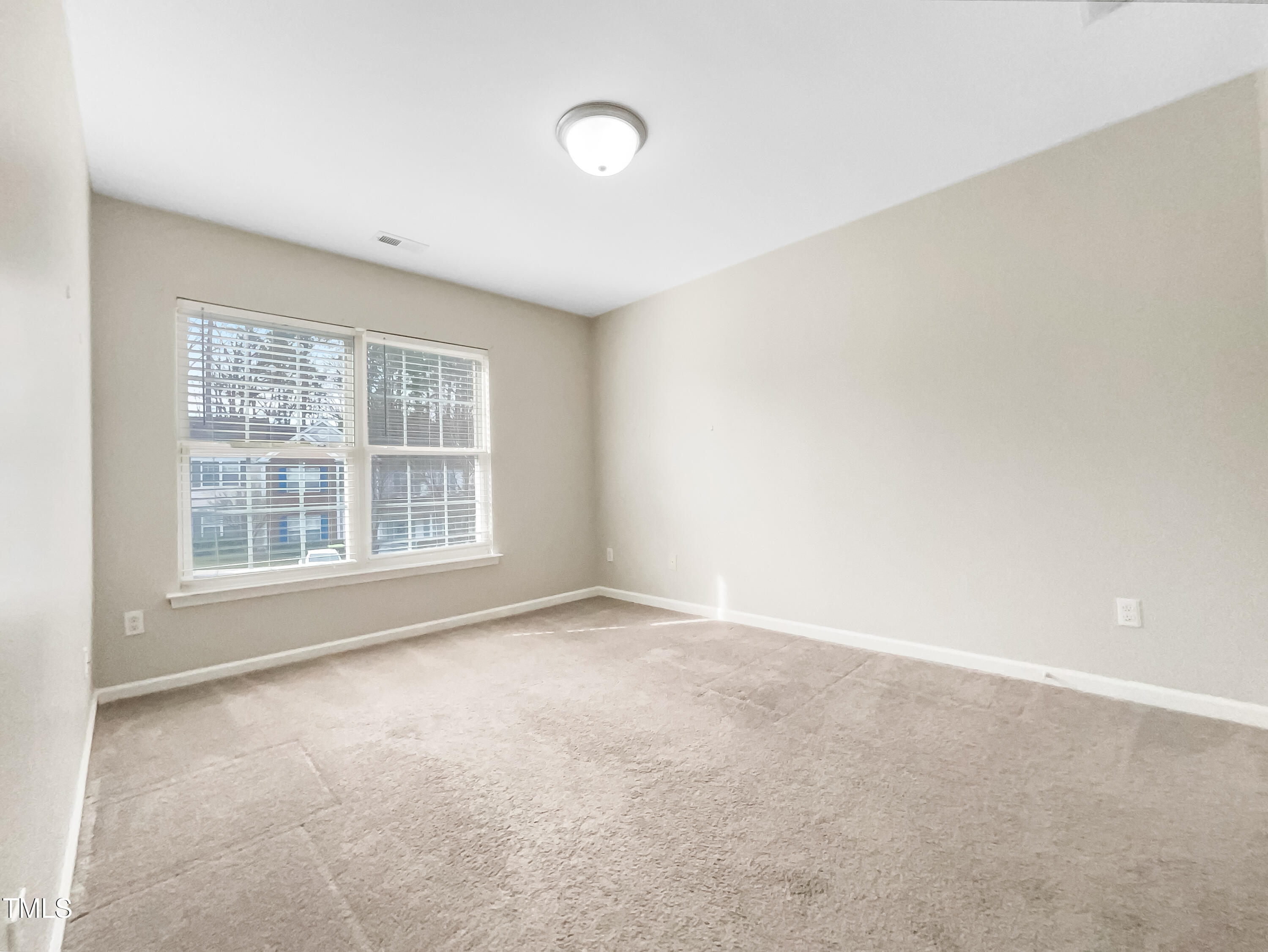 203 Canyon Lake Circle Property Photo 15