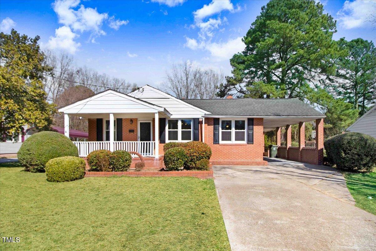 1312 North Drive Property Photo