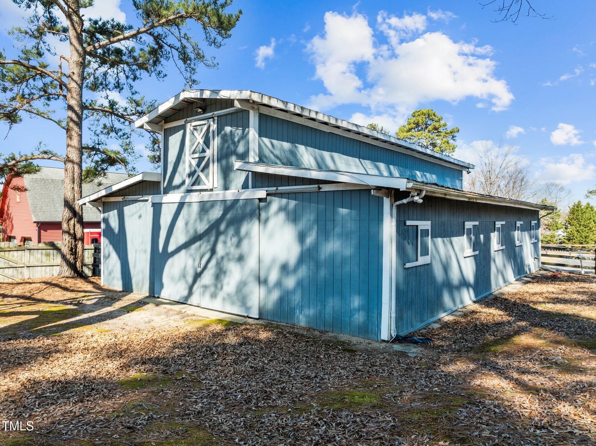 5525 Buffaloe Road Property Photo 6