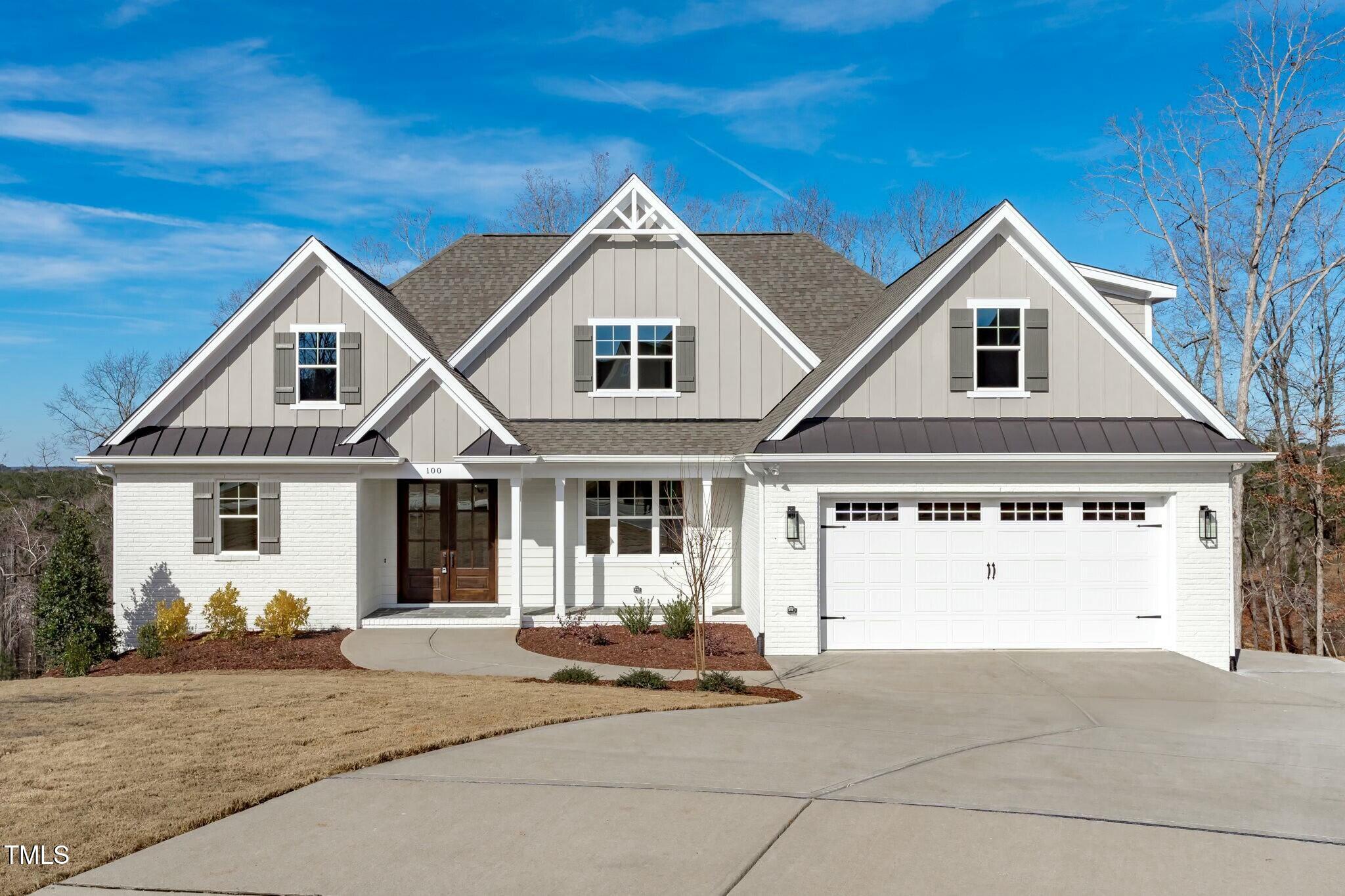 100 Sire Court Property Photo 1