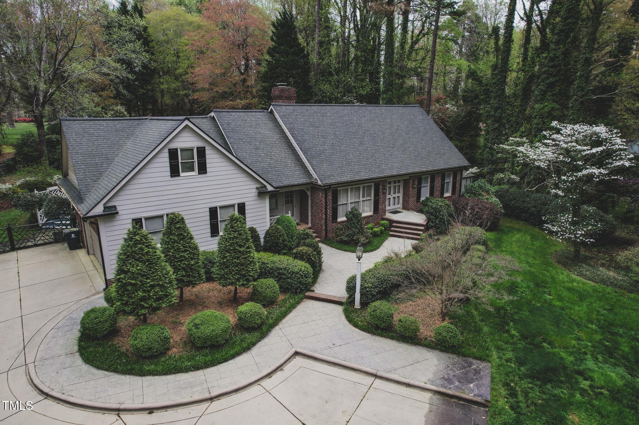 515 S Woodland Road Property Photo
