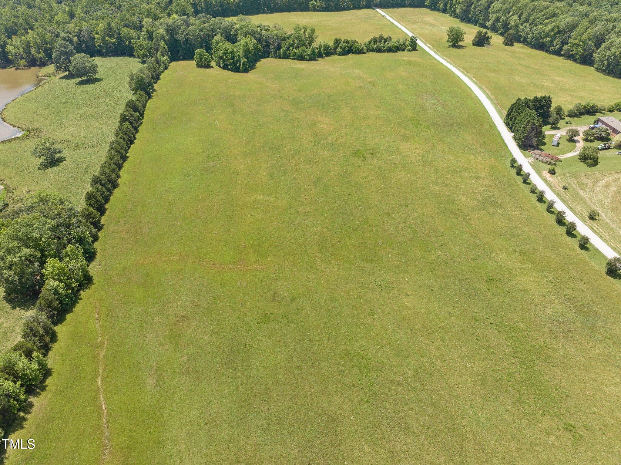 2 Deer Run Trail Property Photo 5