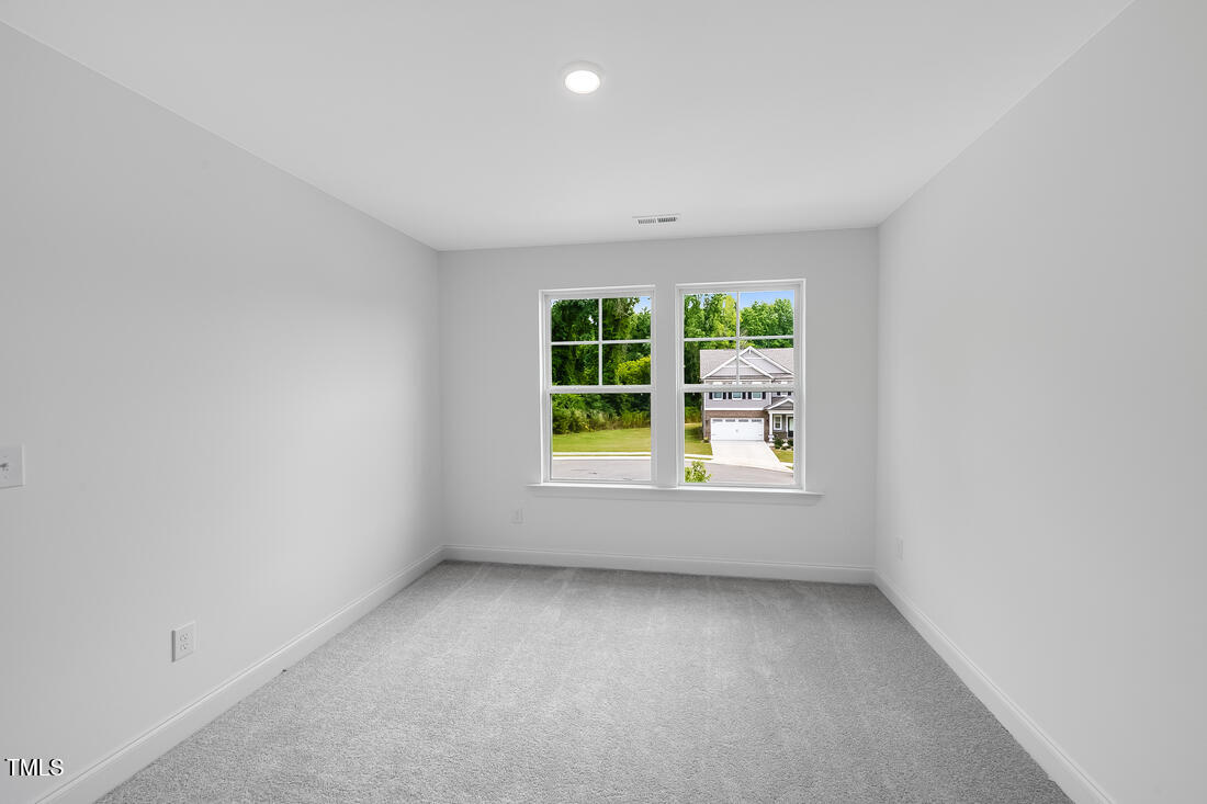 136 Blue Butterfly Drive Property Photo 10