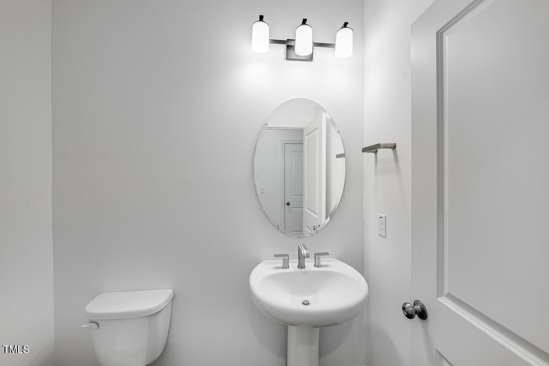 136 Blue Butterfly Drive Property Photo 13