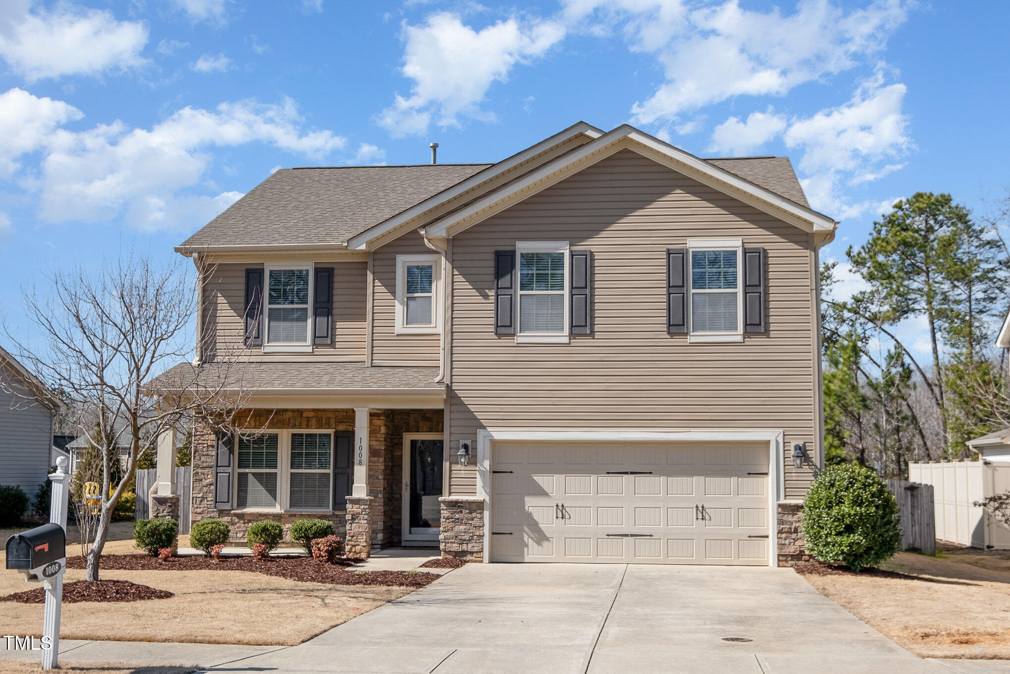 1008 Scotch Pine Way Property Photo