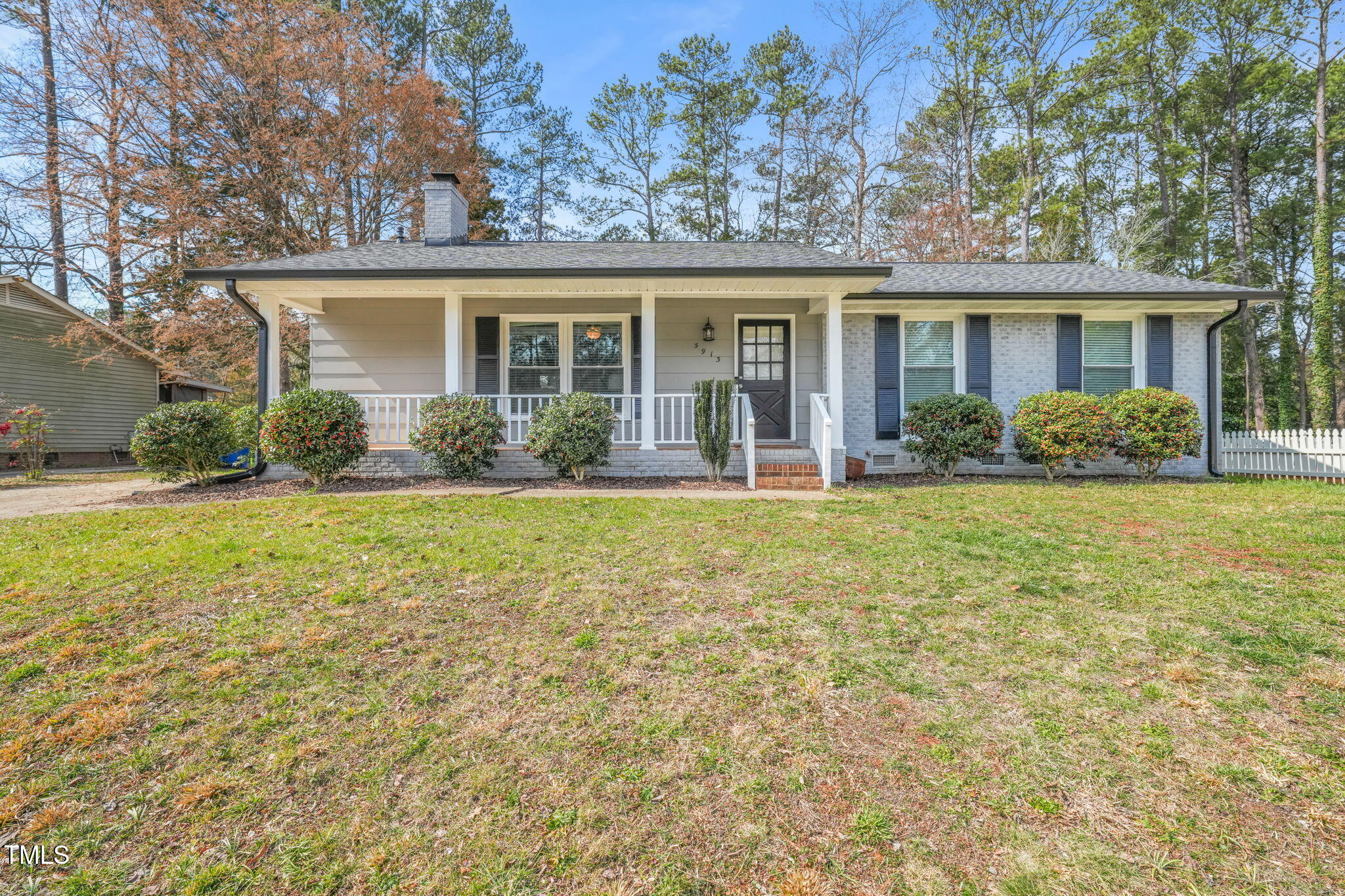 5913 North Hills Drive Property Photo