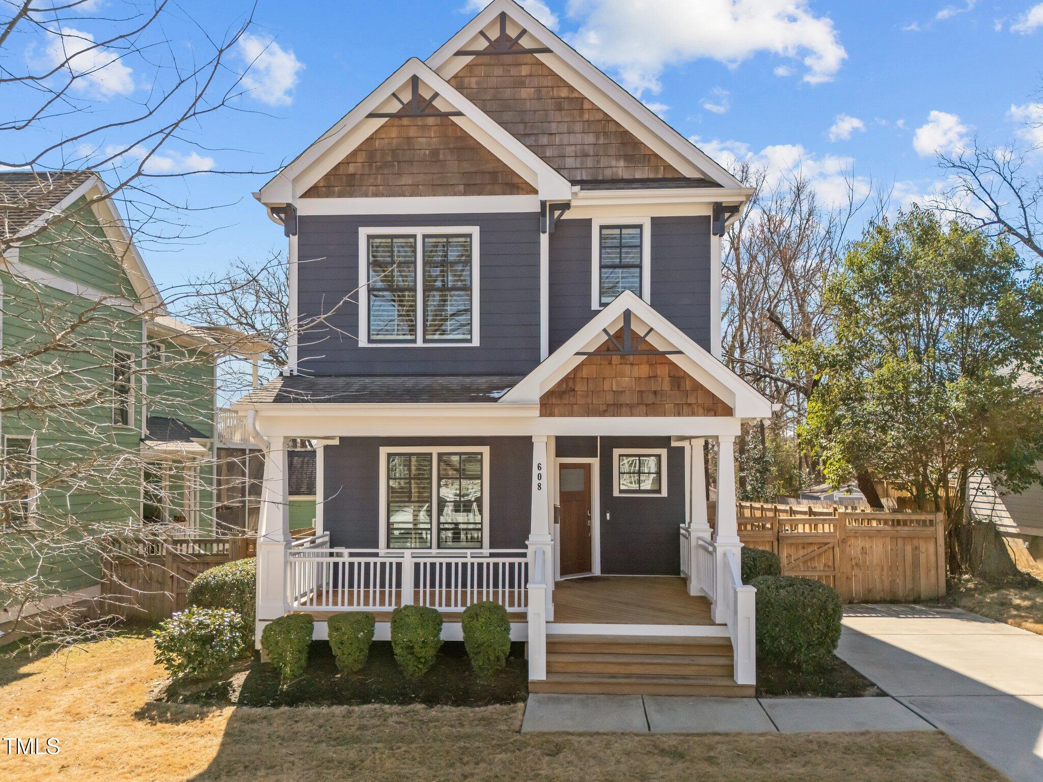 608 Dowd Street Property Photo