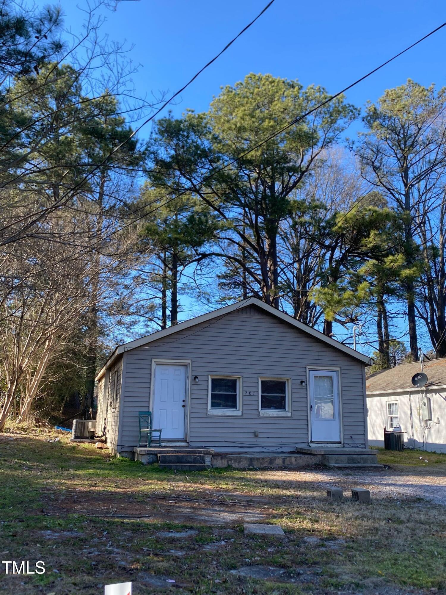 207 Booth Avenue Property Photo