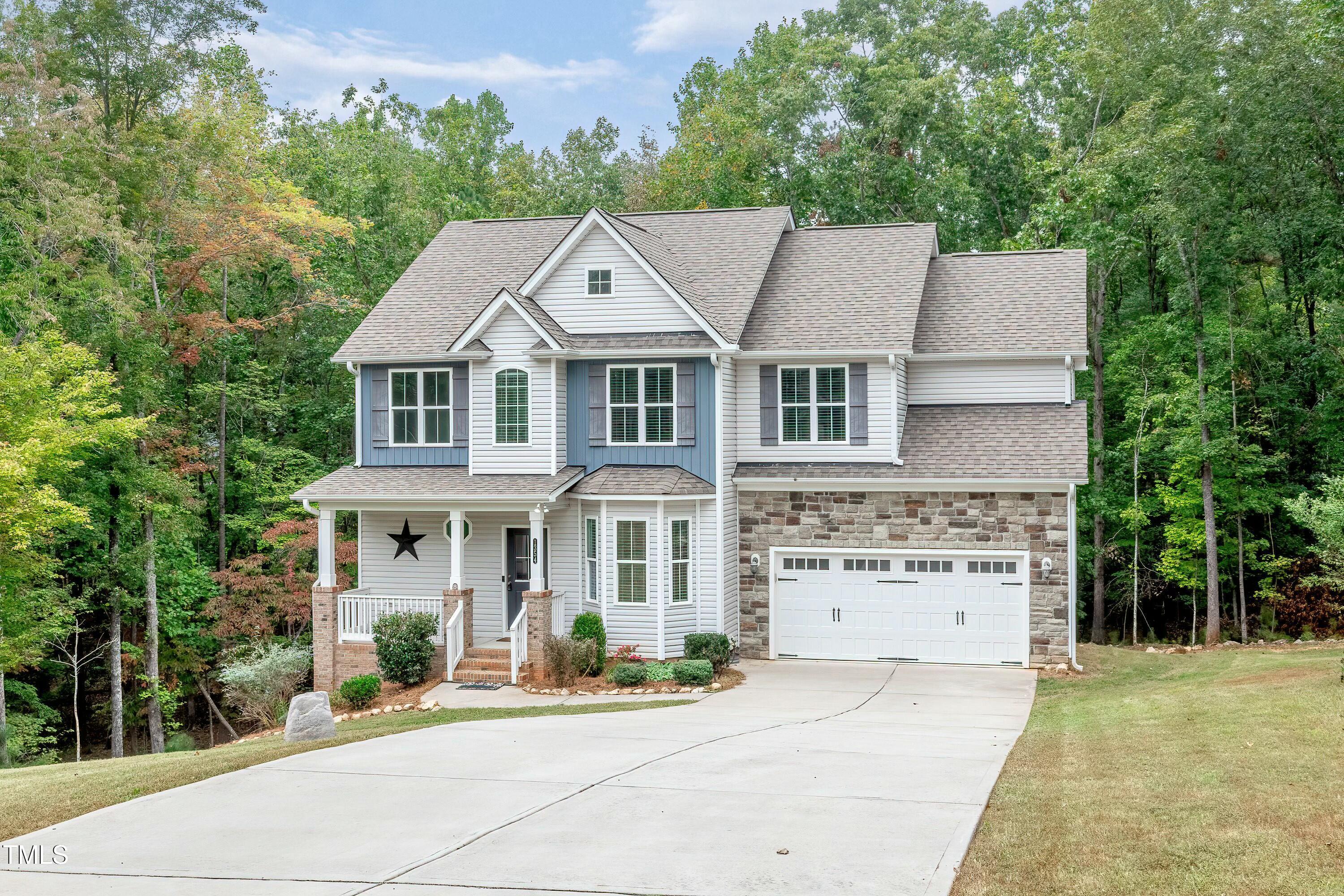 1354 Red Bud Court Property Photo