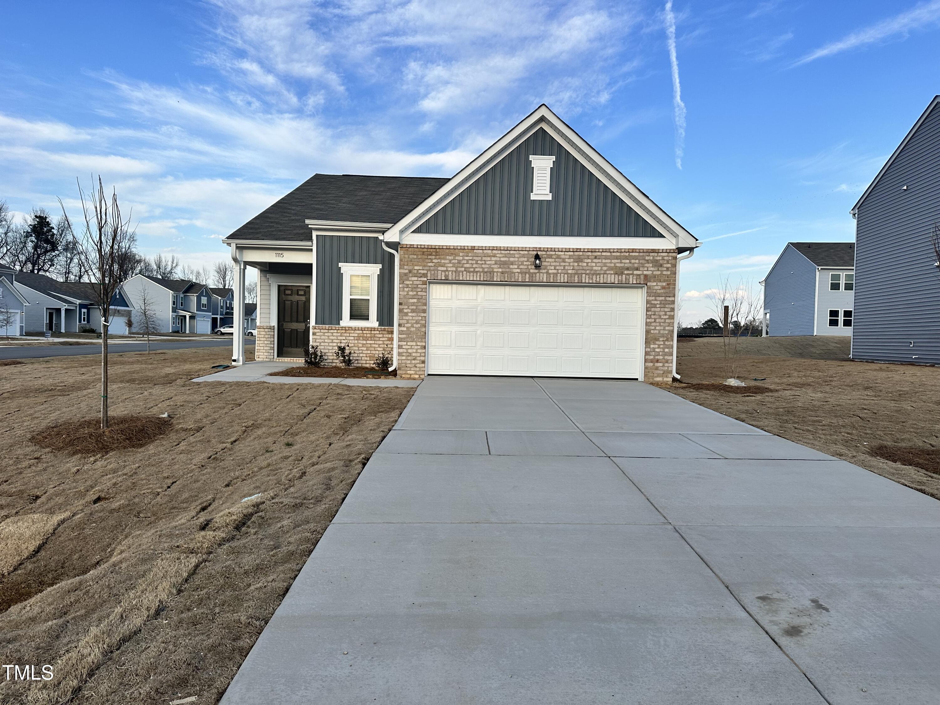1115 Centerview Property Photo