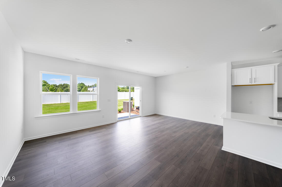 270 Sweetbay Tree Drive Property Photo 6