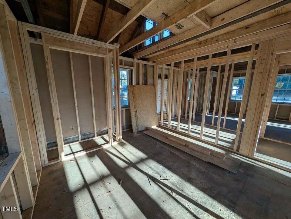 215 Jasper Street Property Photo 7