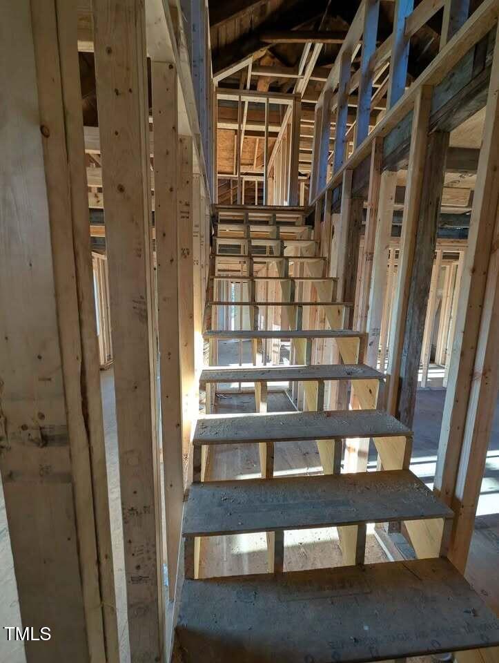 215 Jasper Street Property Photo 10