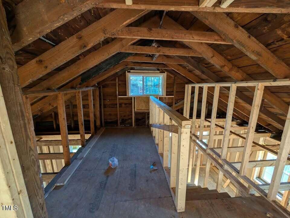 215 Jasper Street Property Photo 11