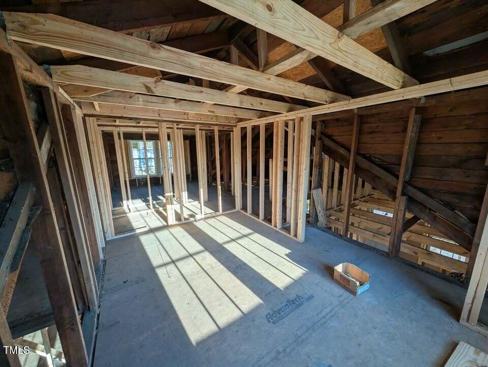 215 Jasper Street Property Photo 13