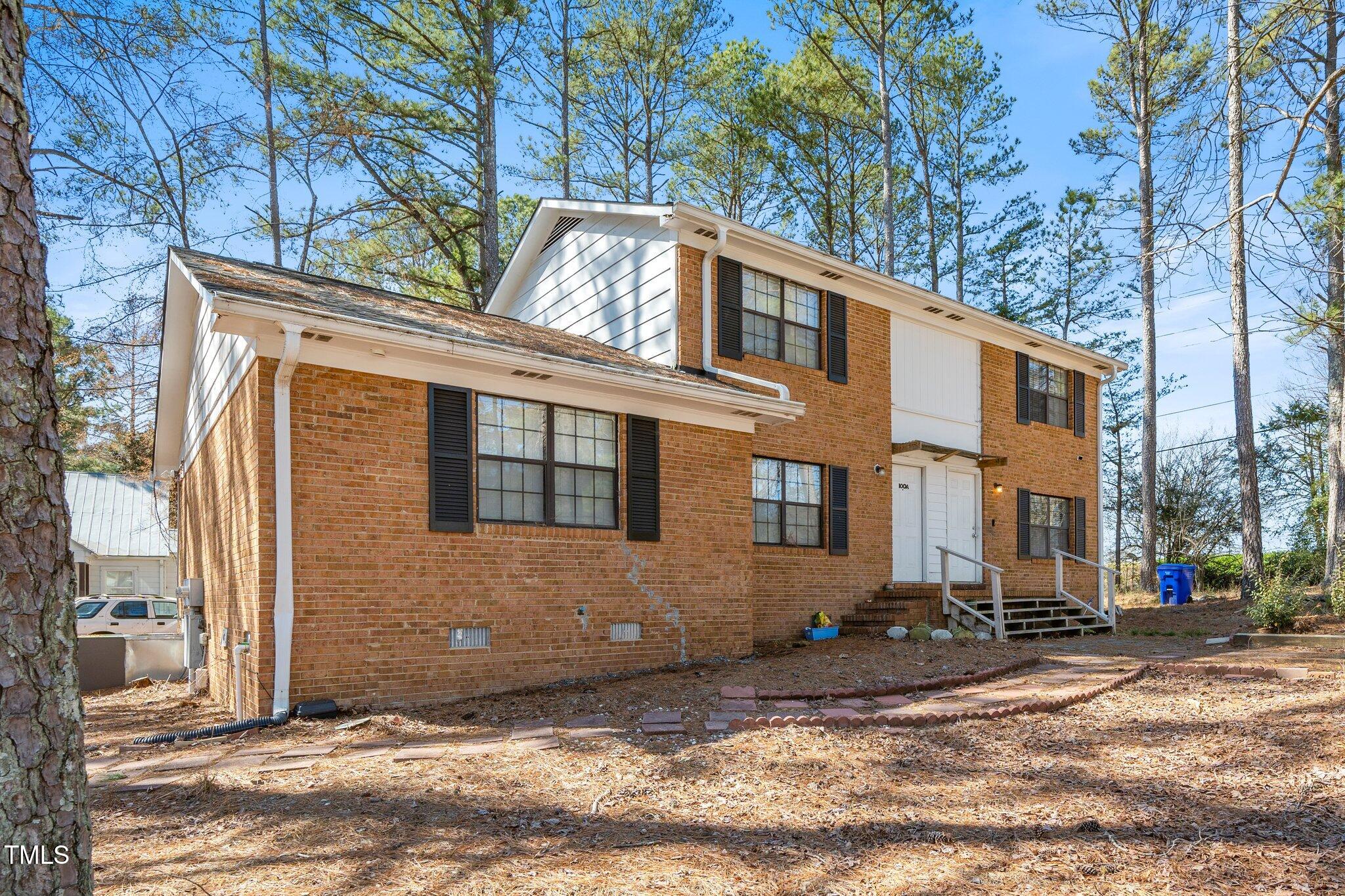 Abbotts Colony Real Estate Listings Main Image