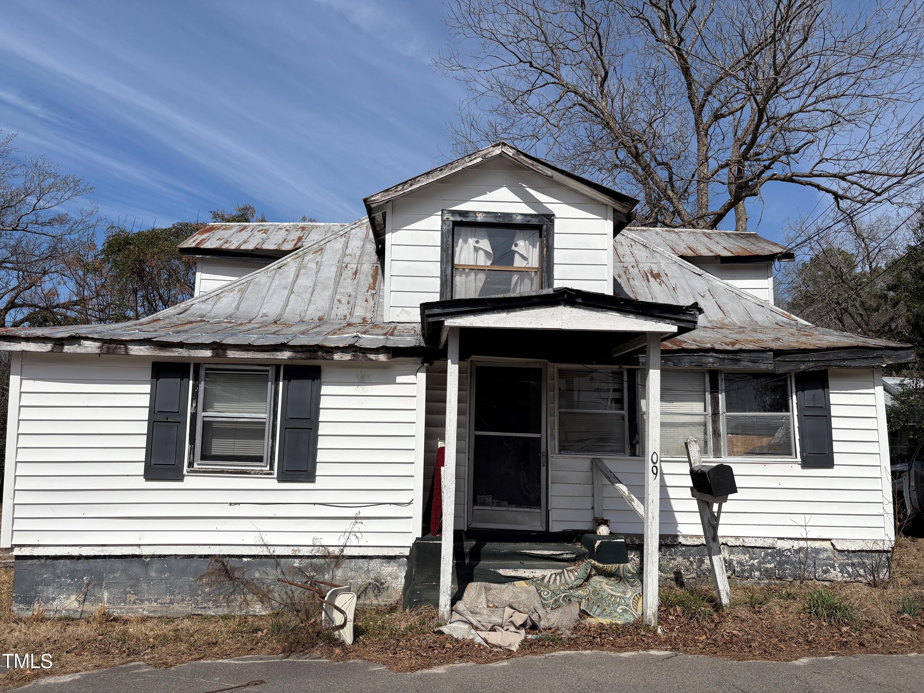109 Blue Avenue Property Photo