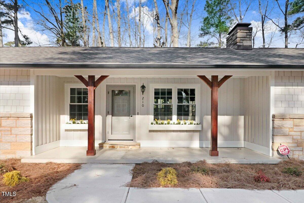 210 S General Lee Avenue Property Photo 3