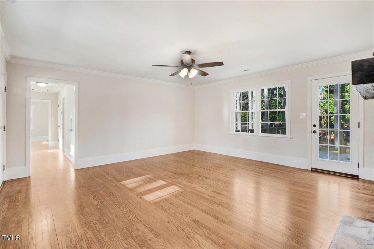 210 S General Lee Avenue Property Photo 7