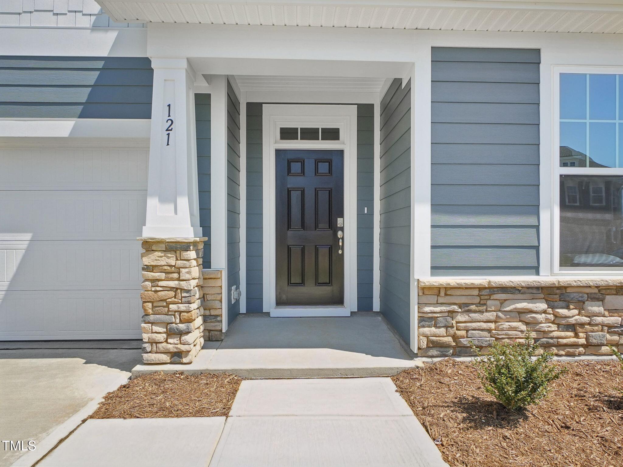 121 Willow Cameron Way Property Photo 4