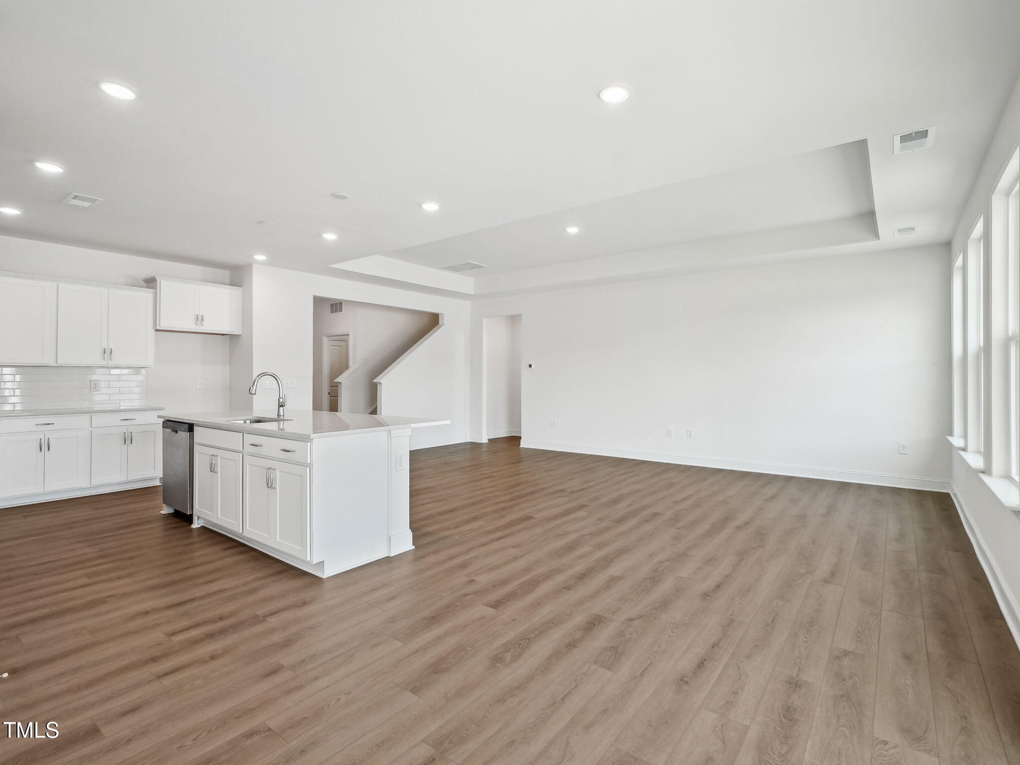 121 Willow Cameron Way Property Photo 8