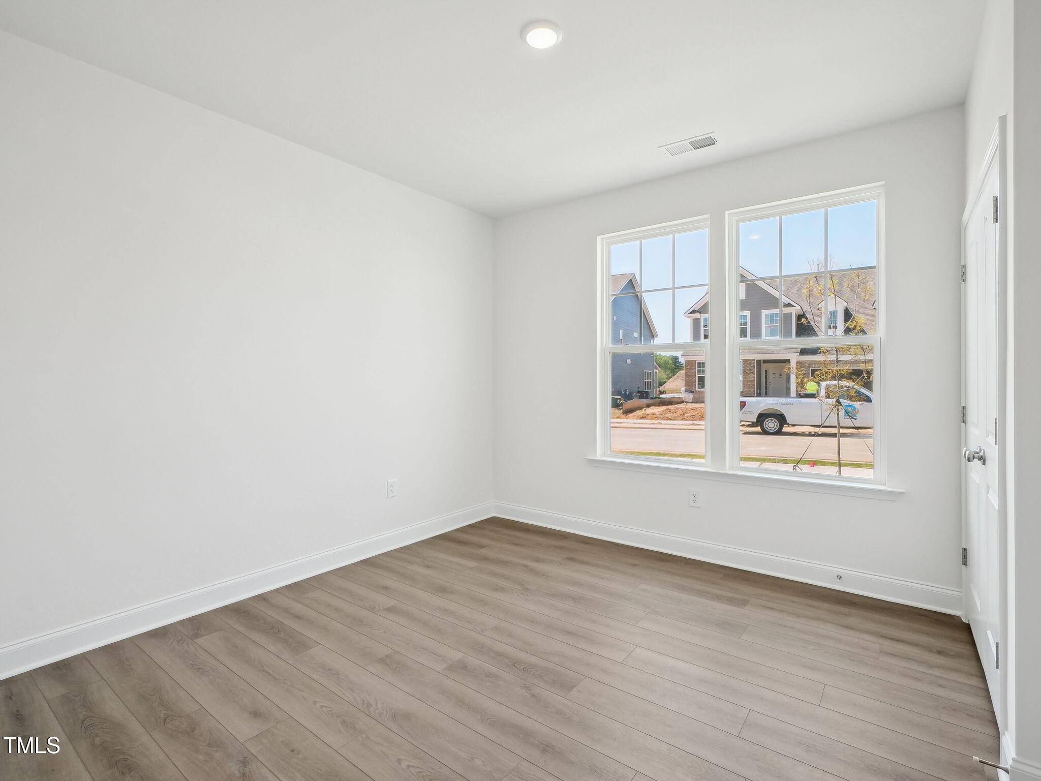 121 Willow Cameron Way Property Photo 18