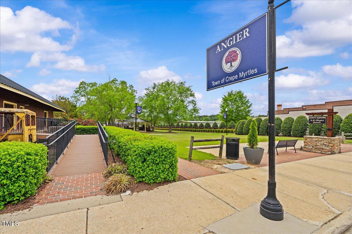 121 Willow Cameron Way Property Photo 35