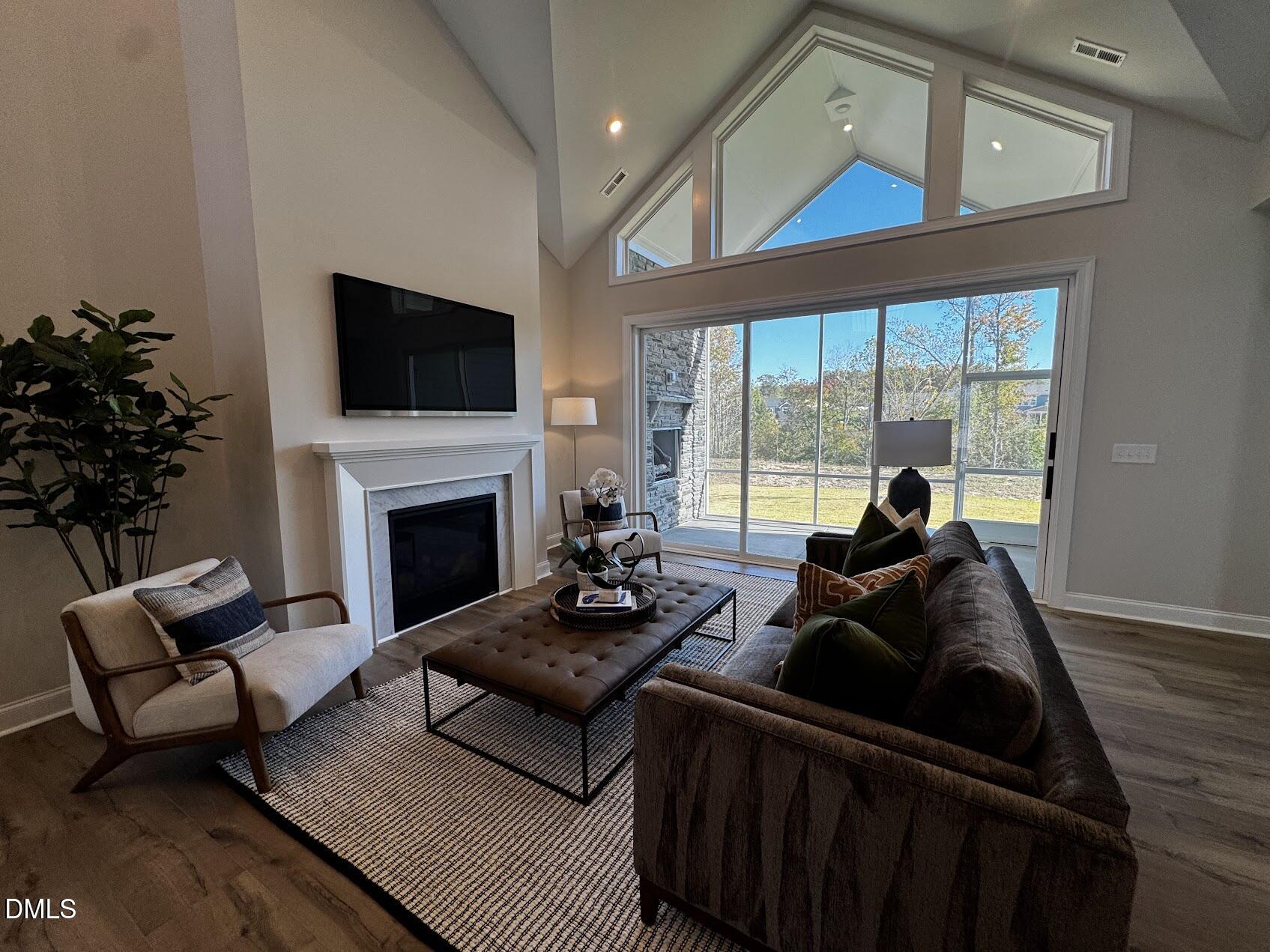 63 Daybreak Way Property Photo 2