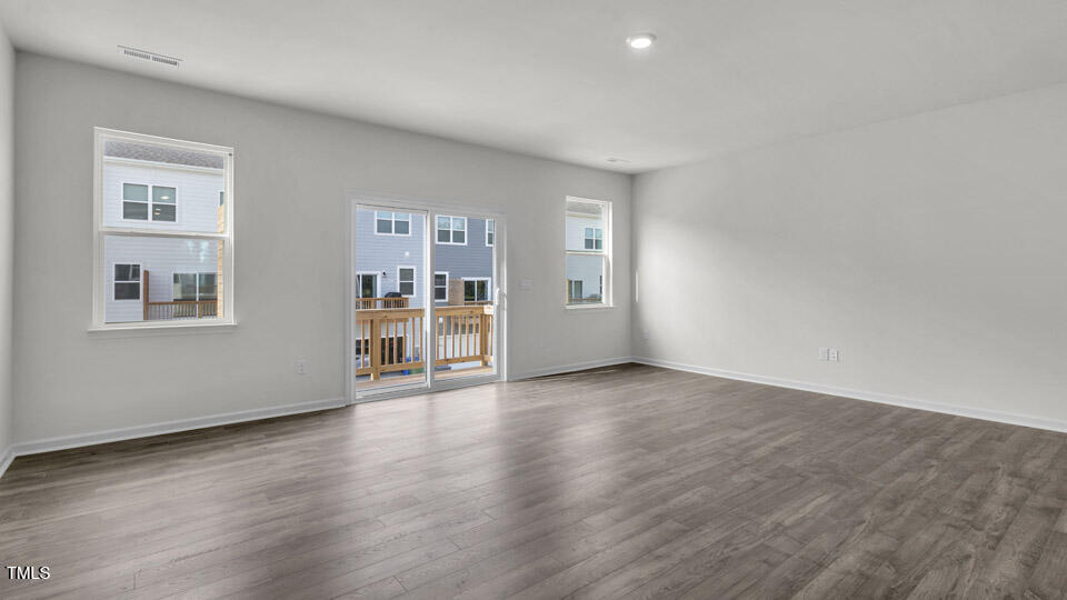 821 Washington Street Property Photo 8