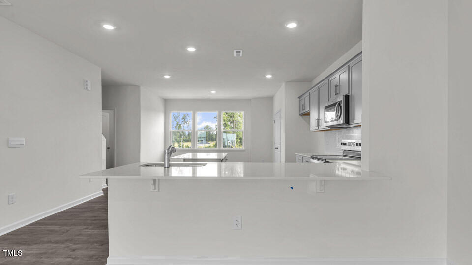 821 Washington Street Property Photo 9