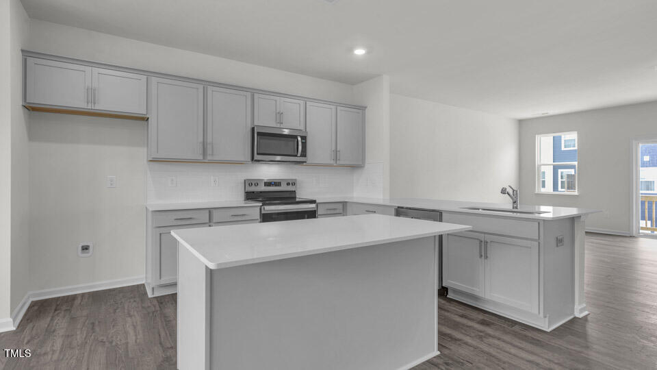 821 Washington Street Property Photo 11