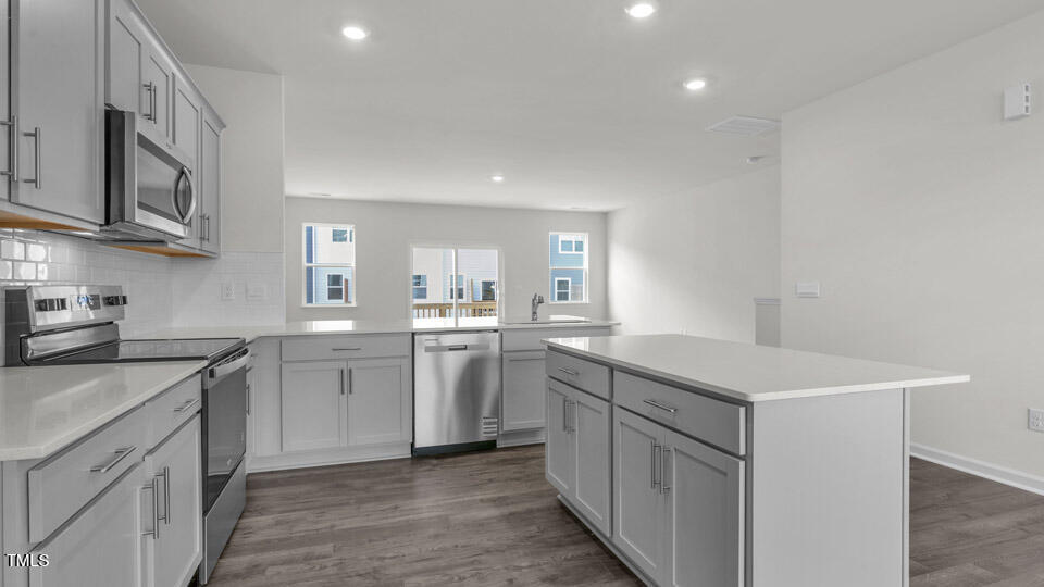 821 Washington Street Property Photo 12