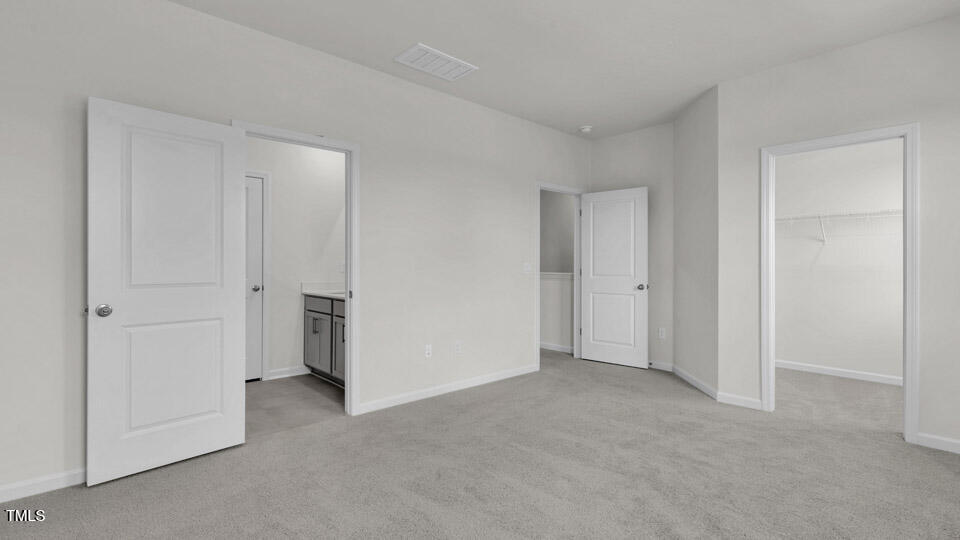 821 Washington Street Property Photo 14