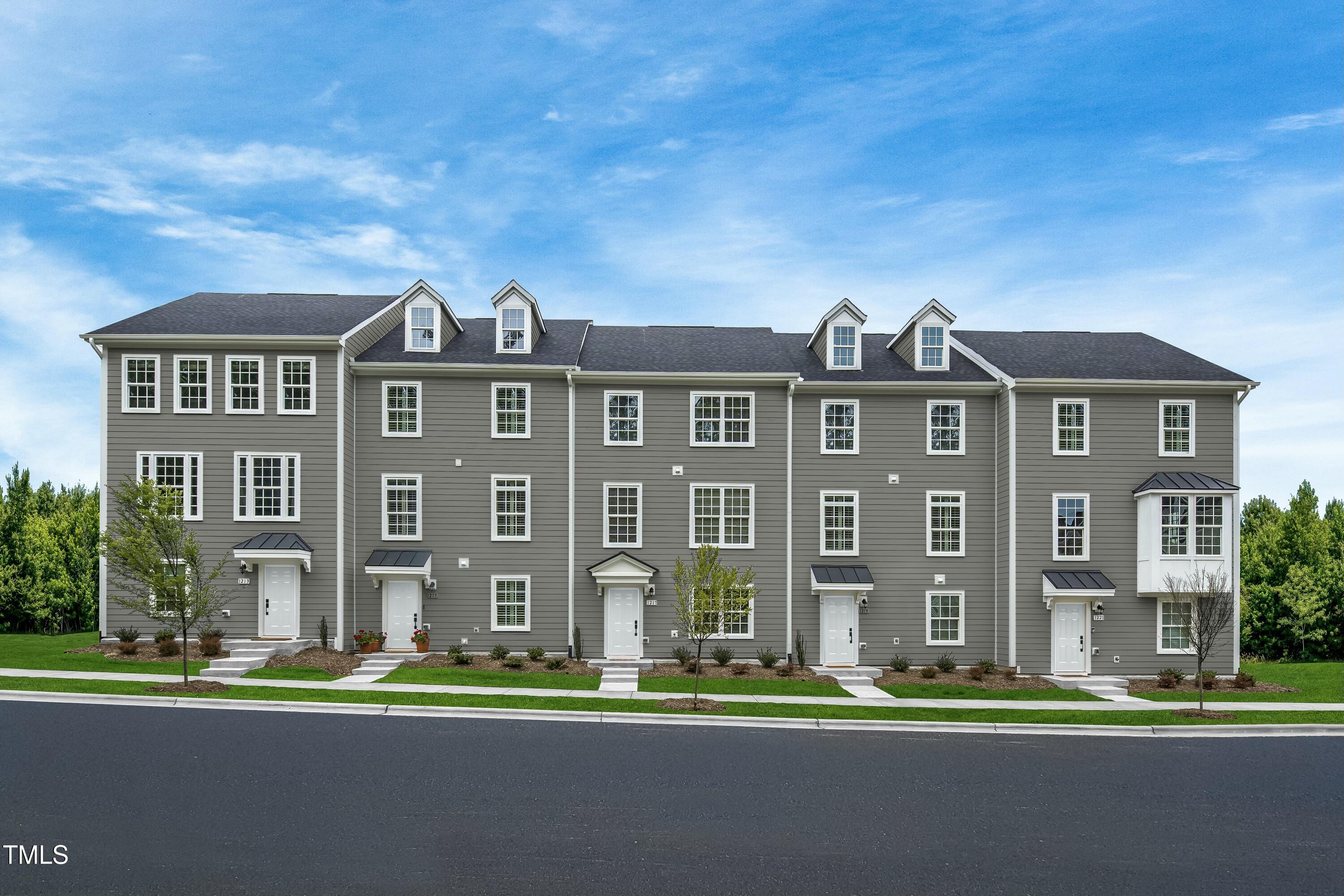 2111 Pitchfork Lane Property Photo