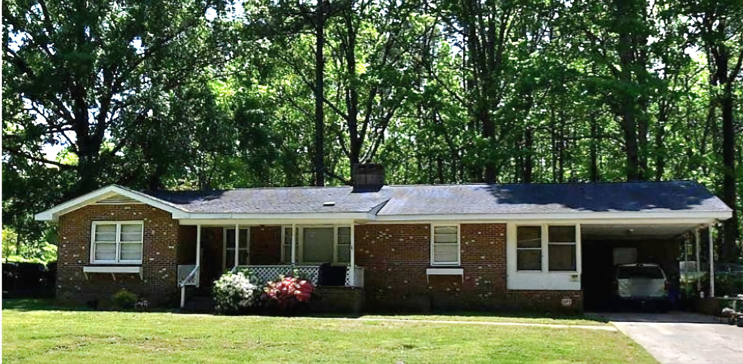 323 Ranch Farm Road Property Photo 3