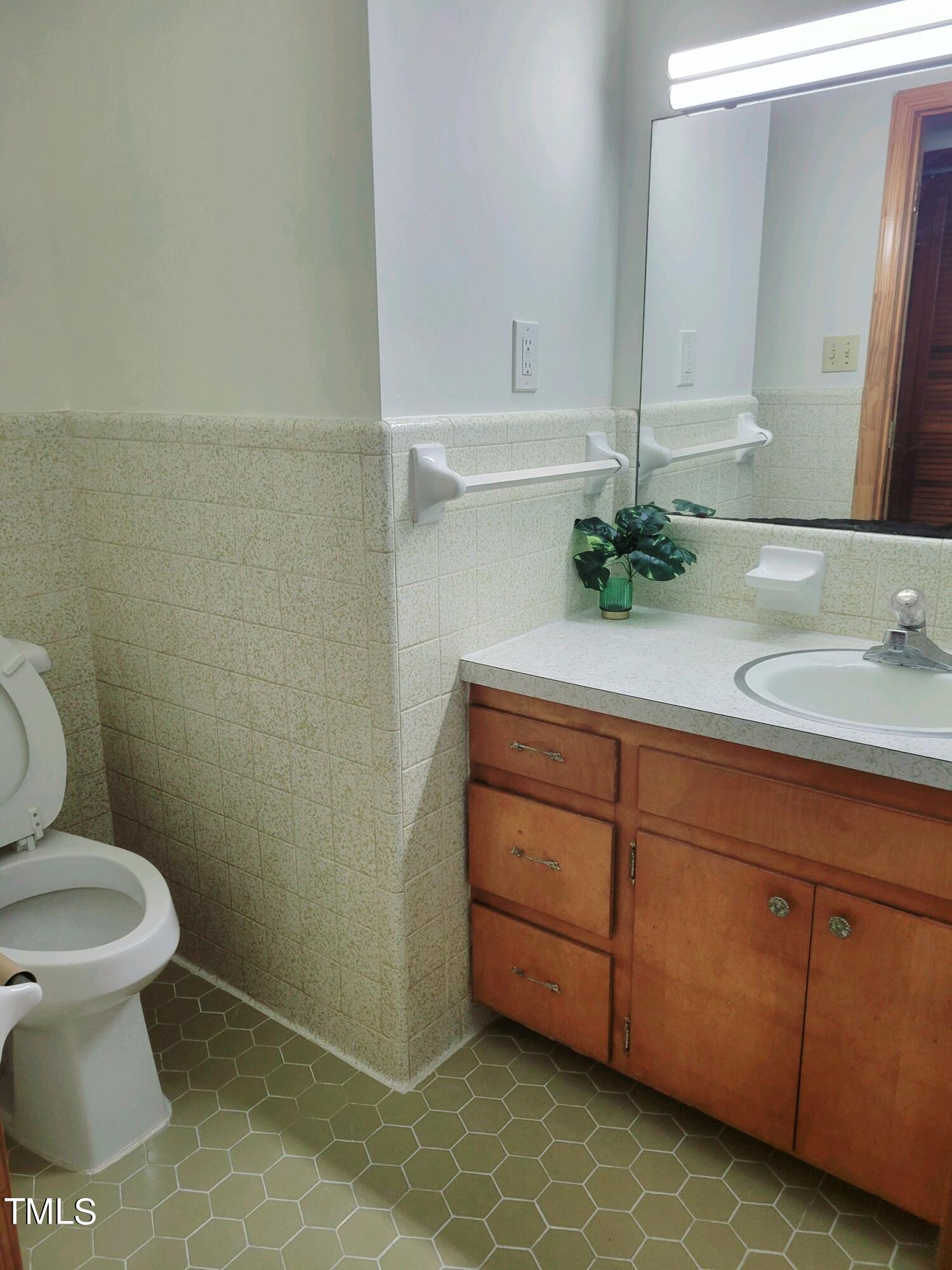 323 Ranch Farm Road Property Photo 34