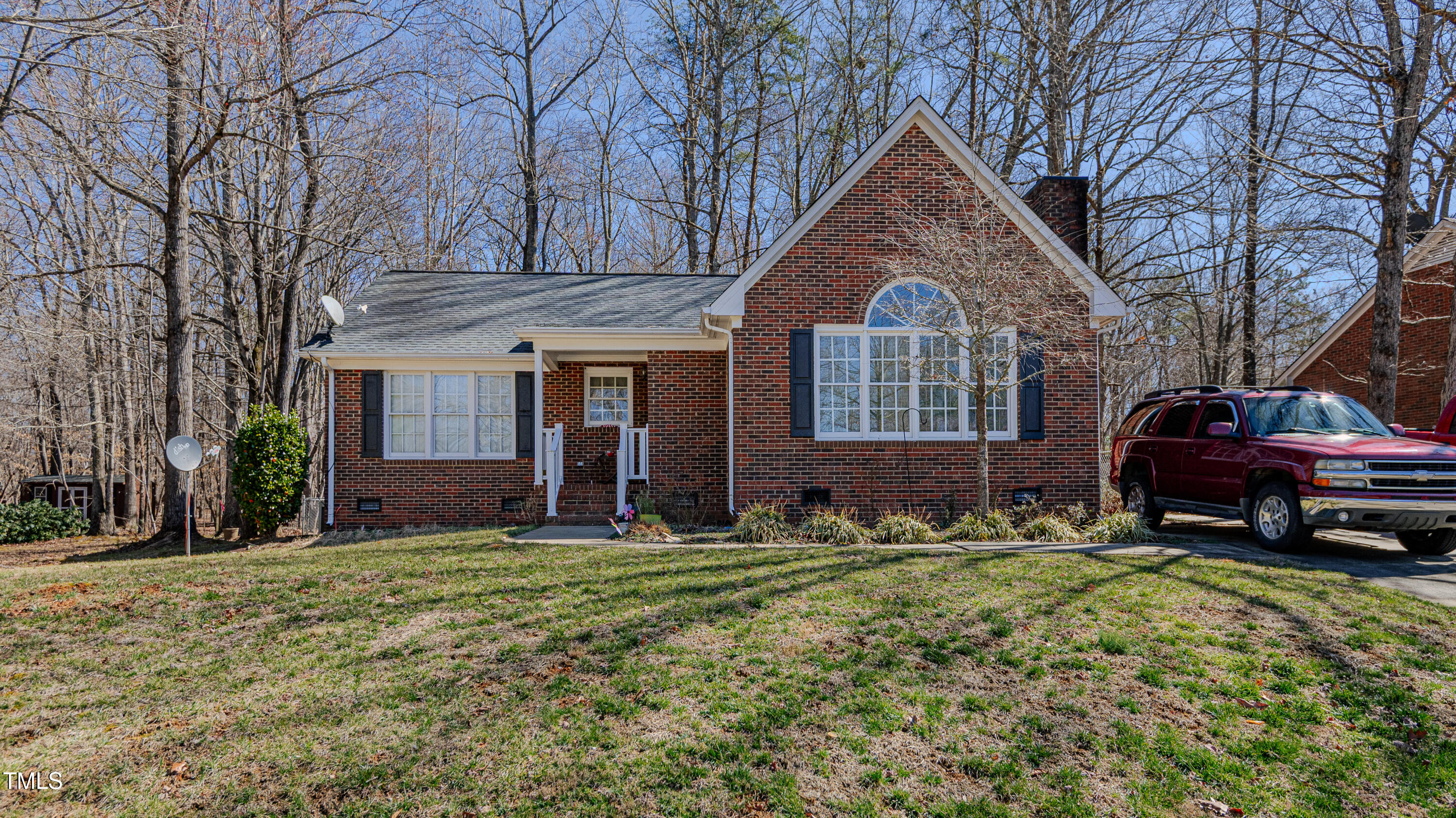1253 Skyview Drive Property Photo