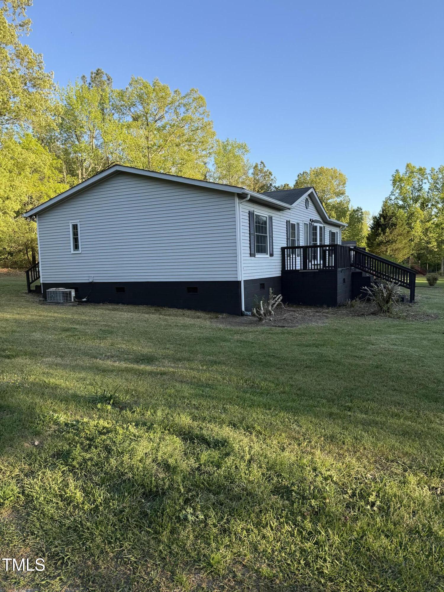 129 Davie Wood Drive Property Photo 4