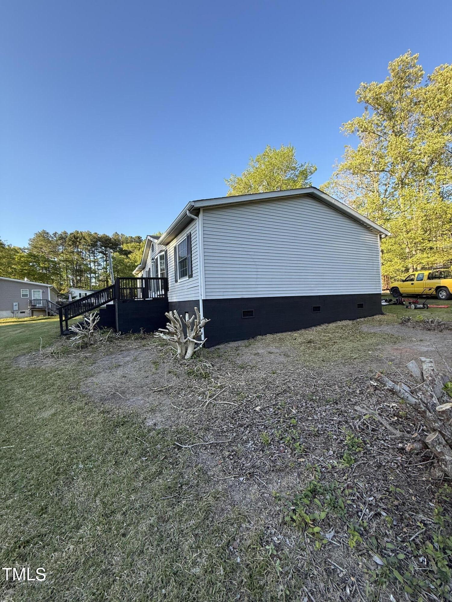 129 Davie Wood Drive Property Photo 5